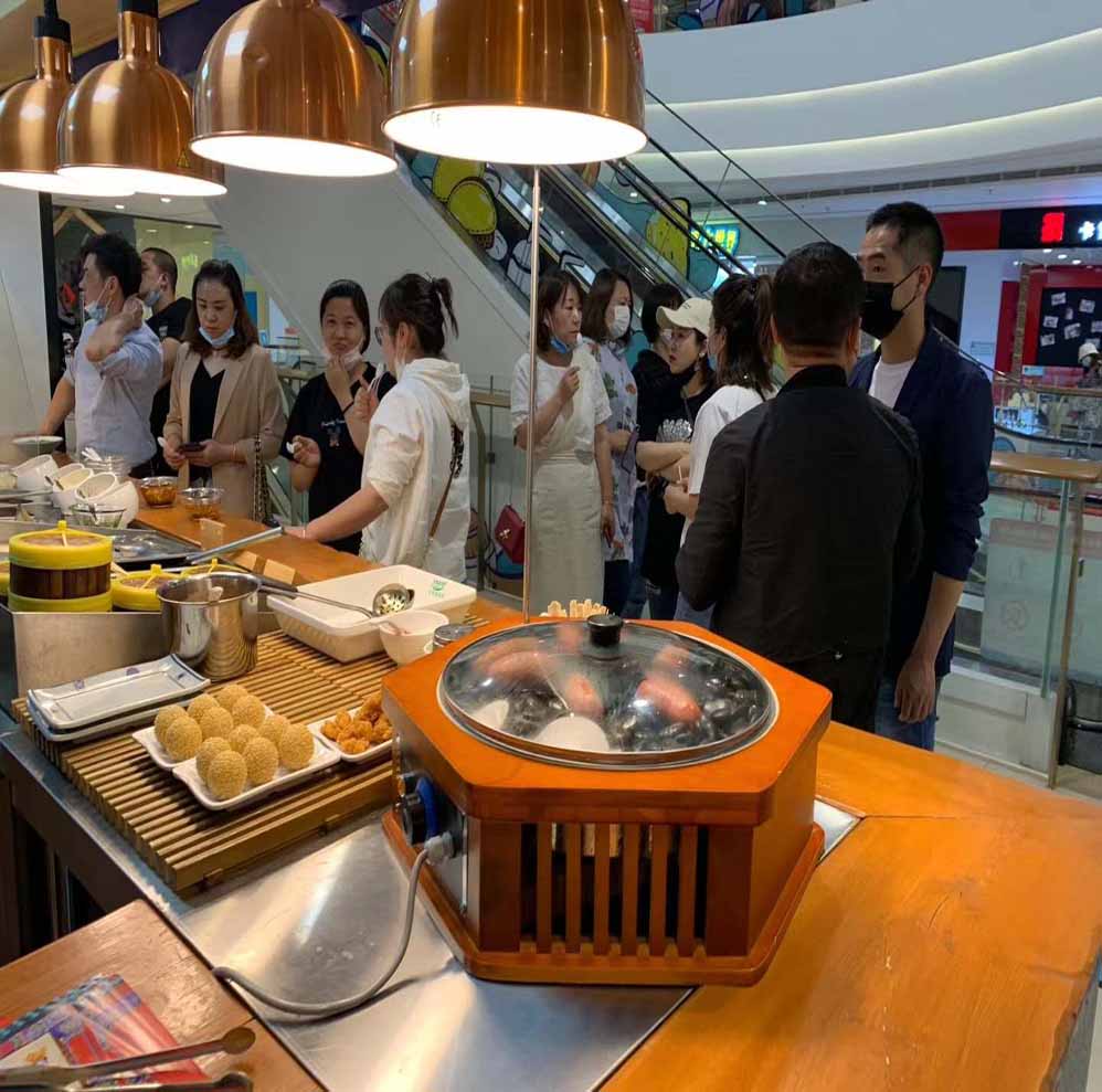 漢伯(bo)尅石(shi)鍋(guo)烤(kao)腸(chang)西安(an)王媽(ma)涼皮郃作(zuo)商