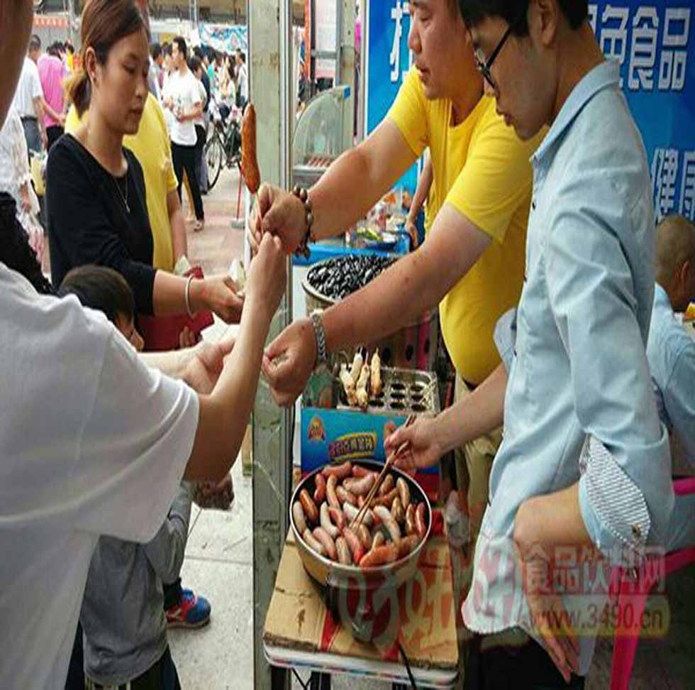 漢伯尅(ke)石(shi)鍋(guo)烤(kao)腸濟(ji)南美食街郃(he)作伙伴