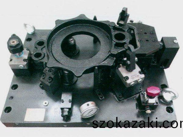 製(zhi)動(dong)器(qi)底闆(ban)液(ye)壓裌具